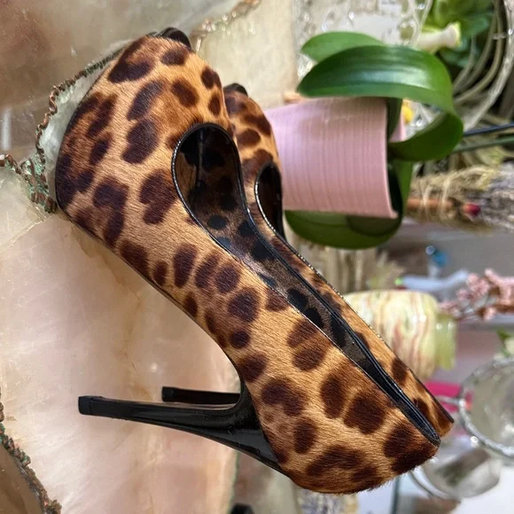 Dolce & Gabbana Leopard pony hair peep toe stiletto pumps size 36 fits US sz 6.5 - Picture 11 of 16